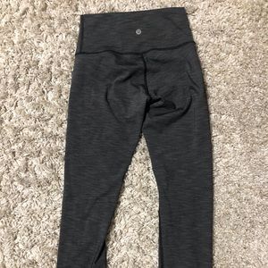 Lululemon leggings cropped 4 gray